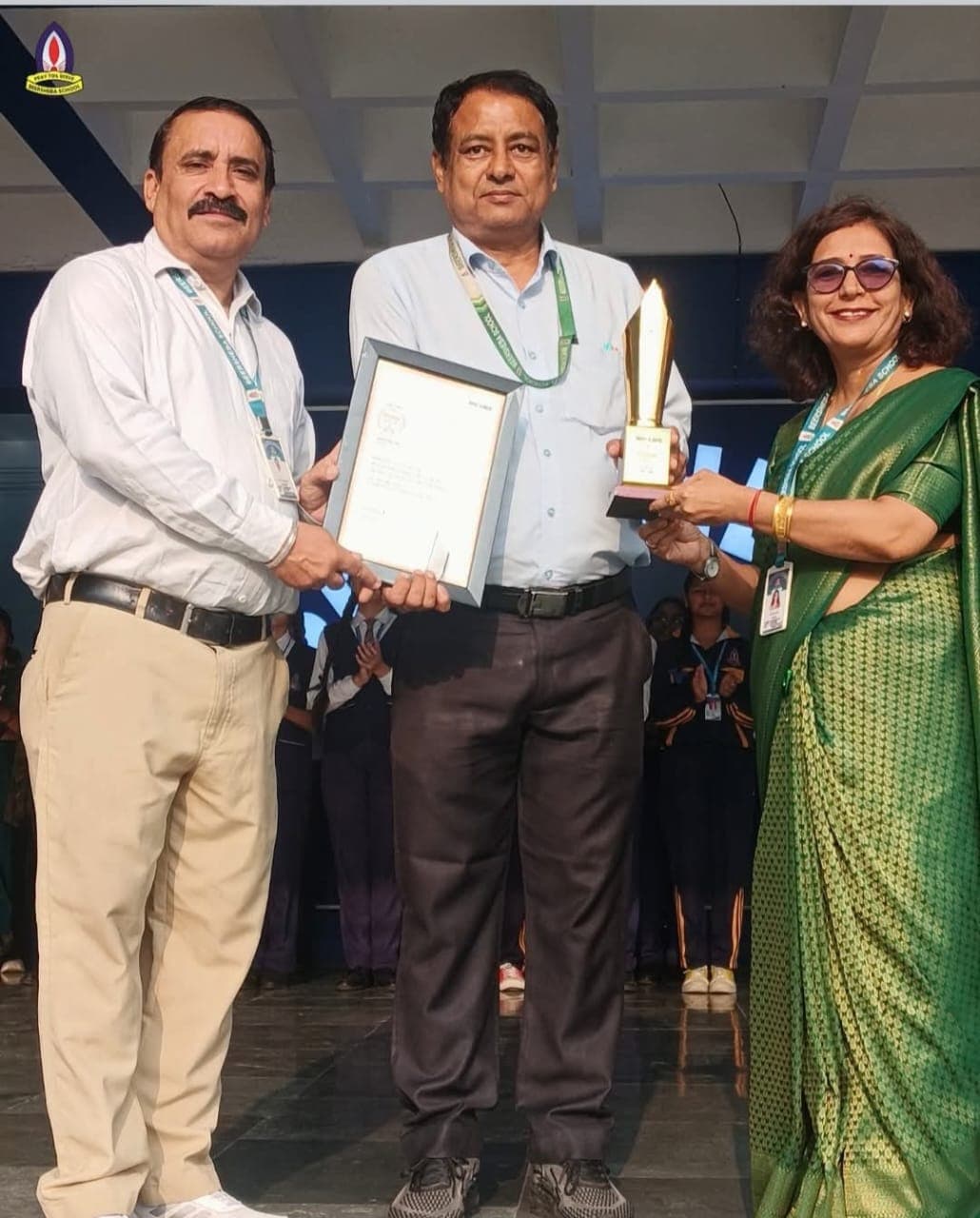 Featured news: THE BEST TEACHER AWARD